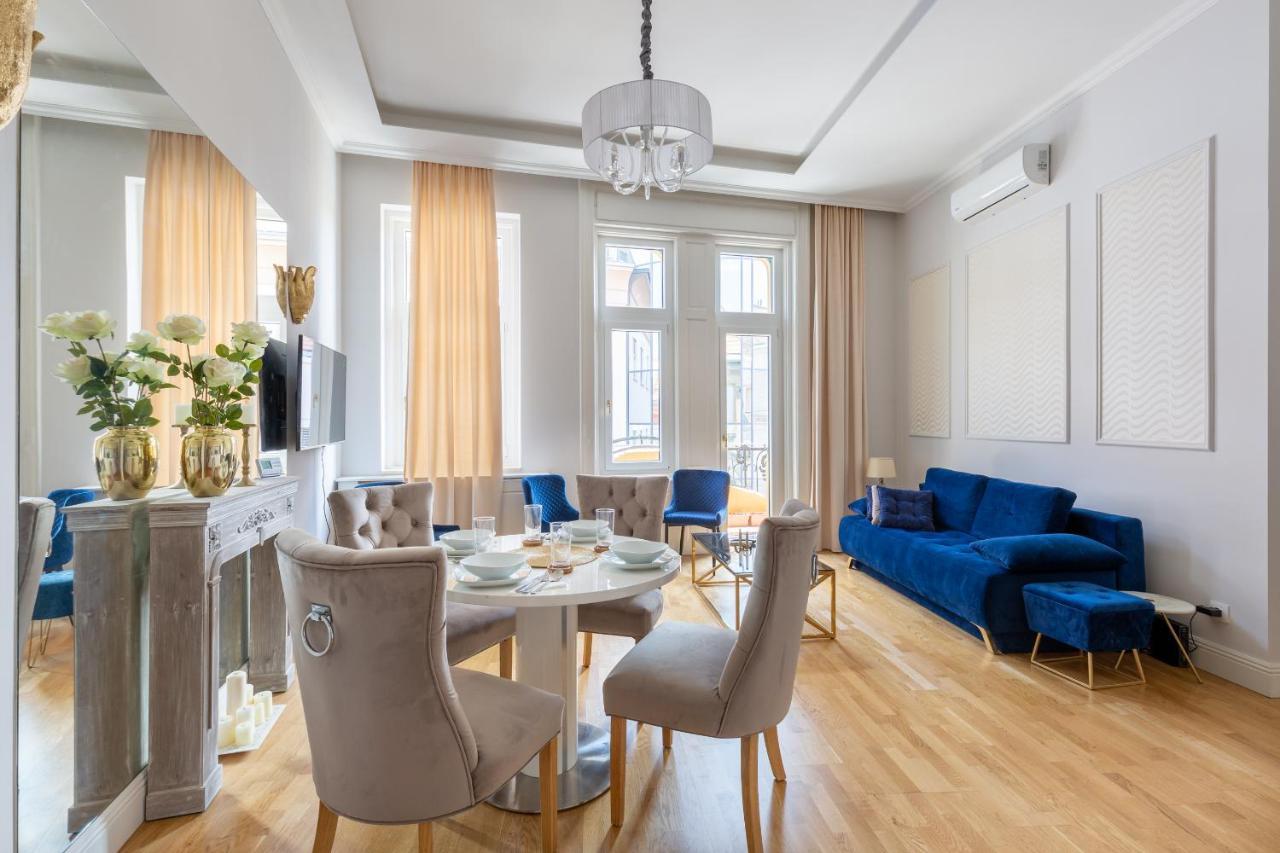 Designer Luxury Home In The Jewish Quarter Будапеща Екстериор снимка